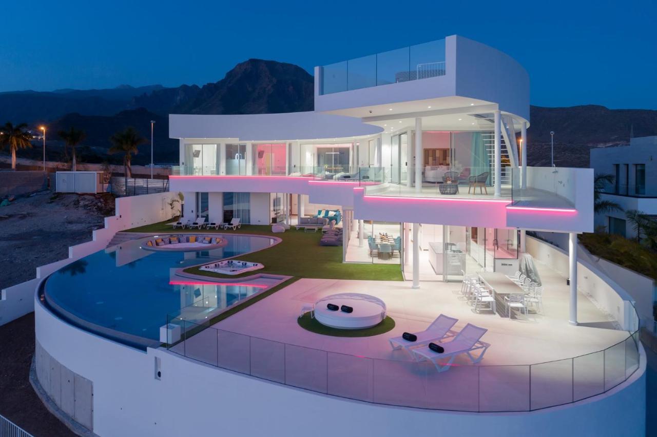 Karat Villa Fibonacci 아데제 외부 사진
